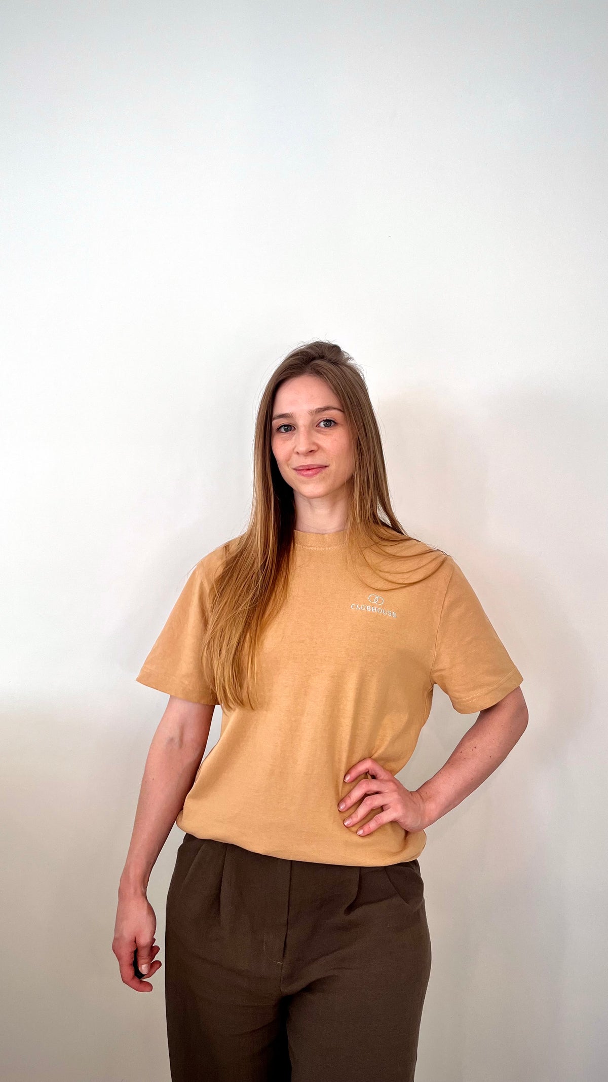 Foundation Tee – Latte