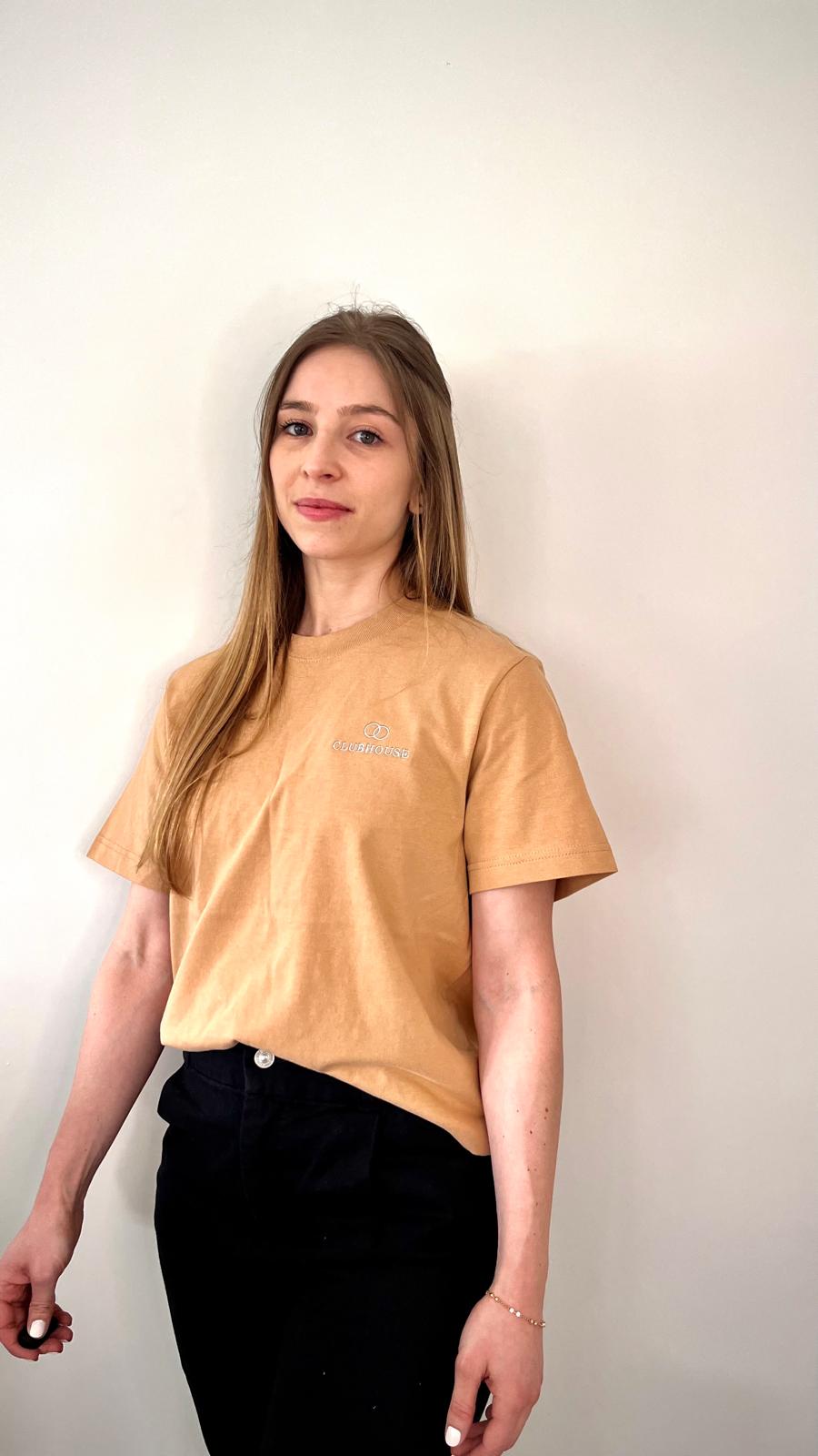 Foundation Tee – Latte