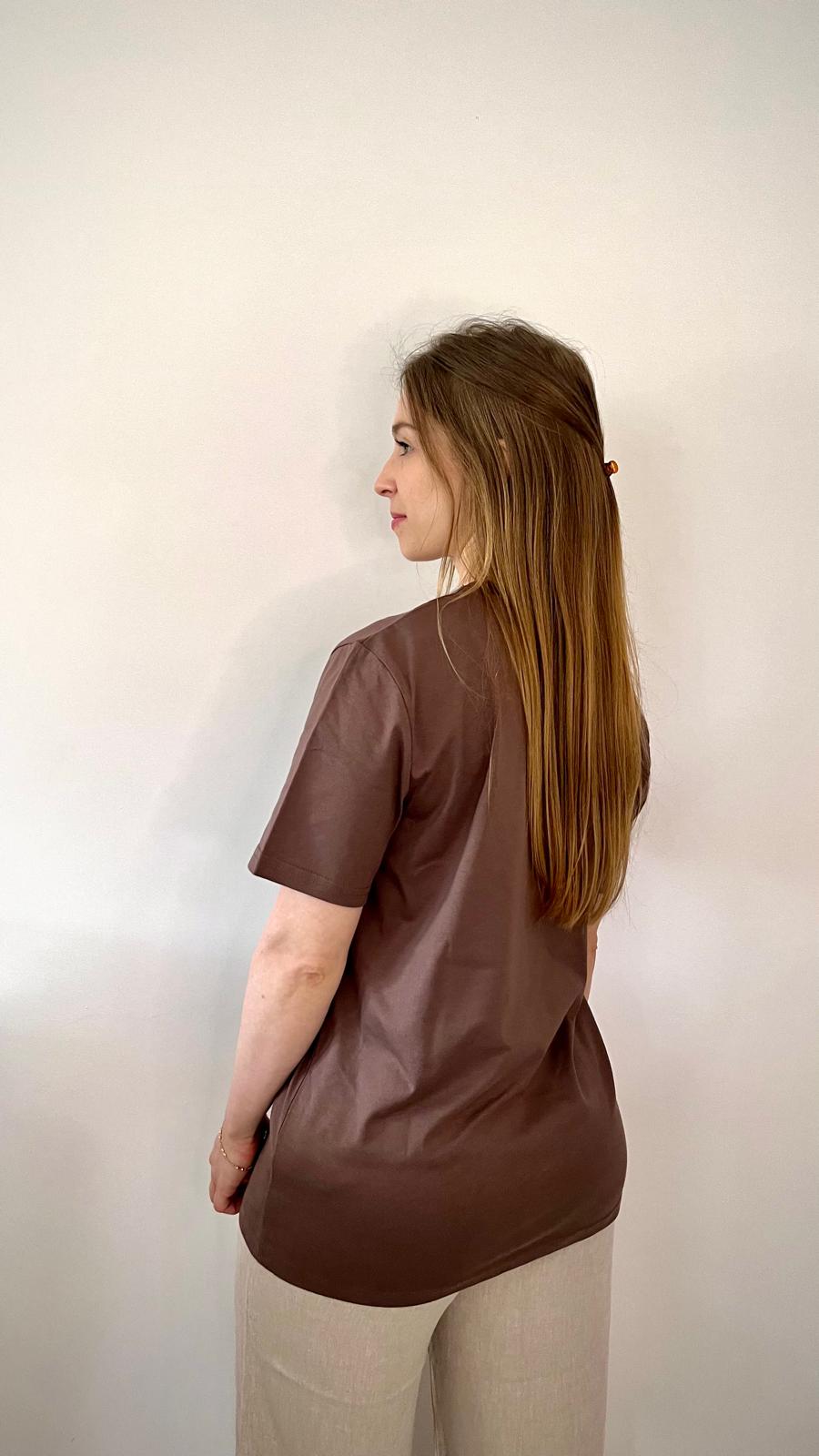 Core Tee – Mocha